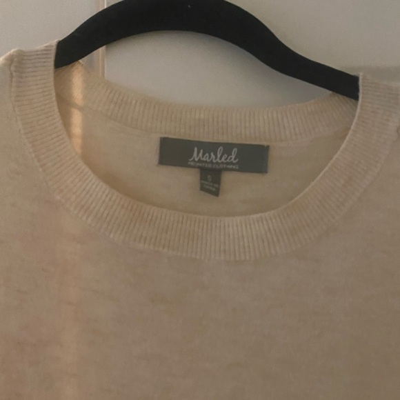 Cream Puff Sleeve Sweater - Picture 4 of 4